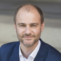Porträtfoto von Carsten Träger